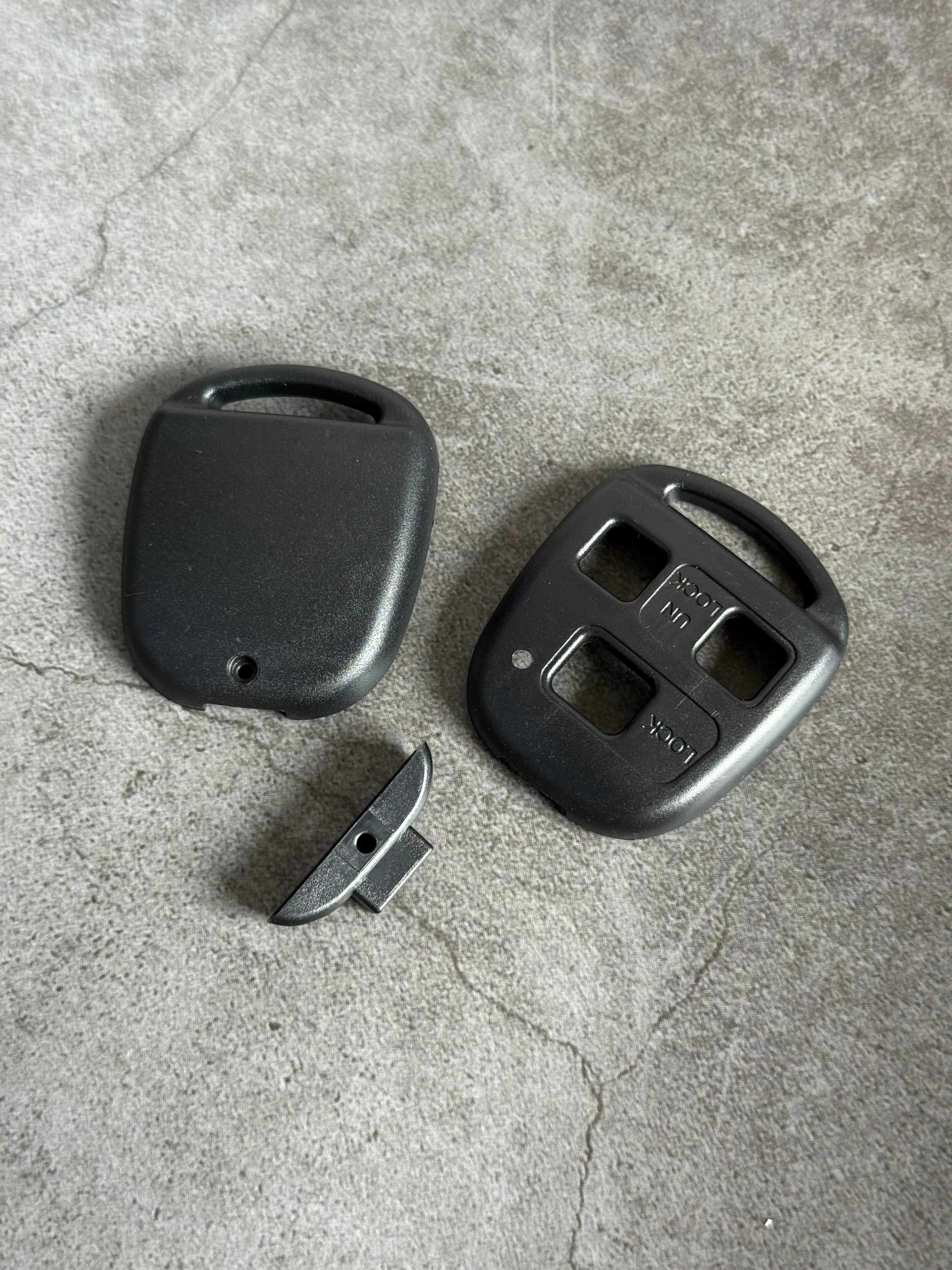 Carcasa Toyota/Lexus con Logo Original - Instalación Directa sin Cortar Llave